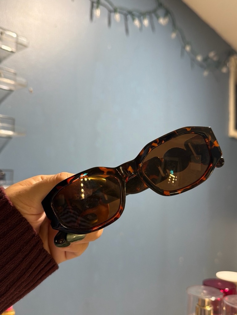 Women's Tortoiseshell Oval Sunglasses - Brown Lenses
